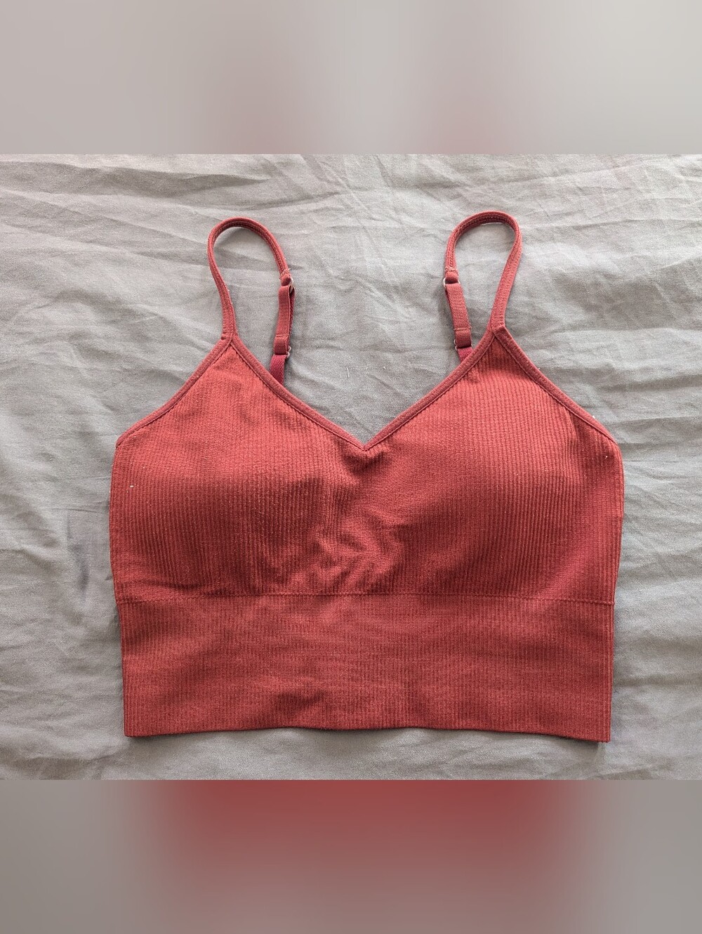 Zella Ribbed V-Neck Bralette in Rusty Rose